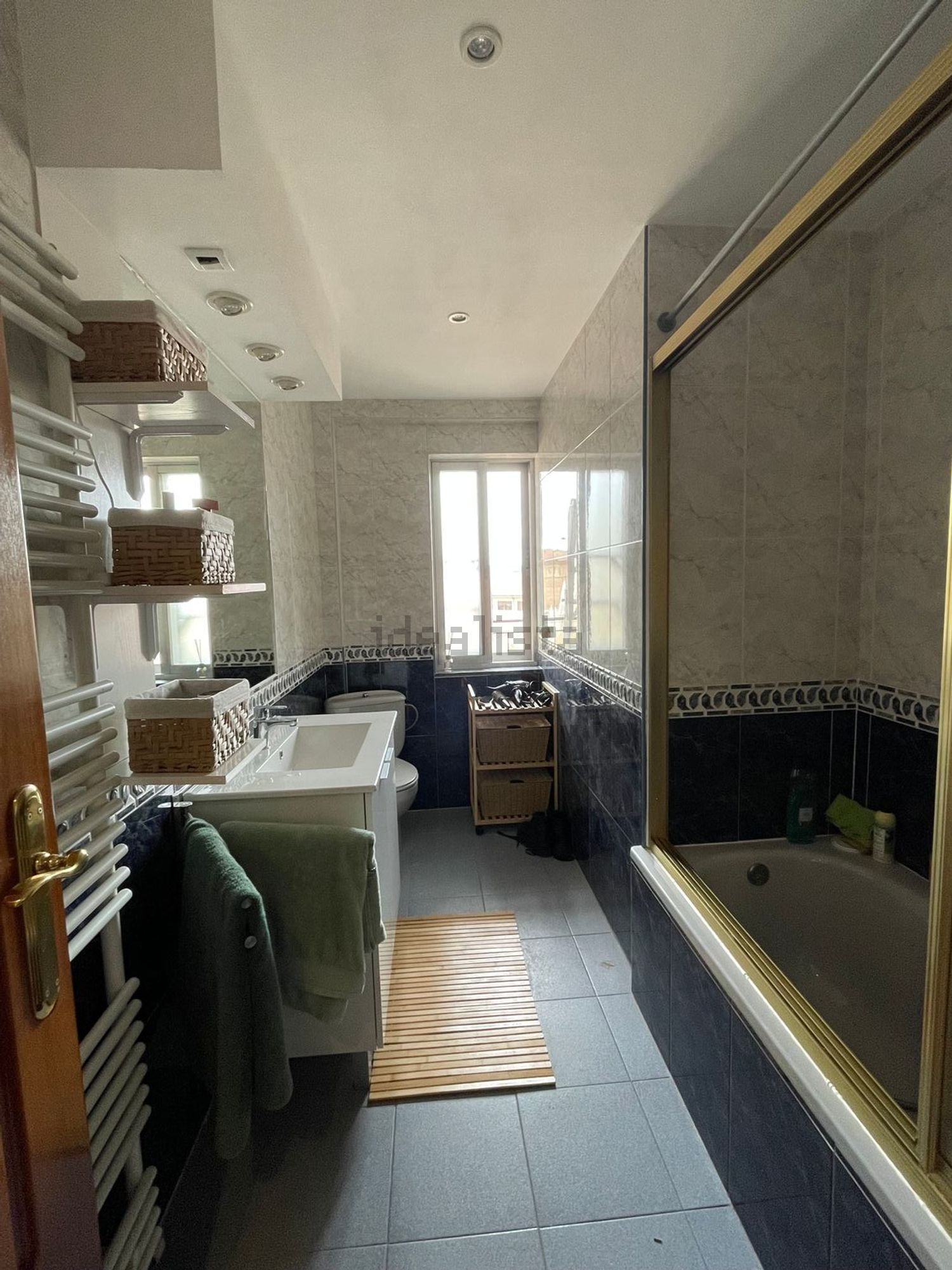 Habitació de lloguer, Lleó