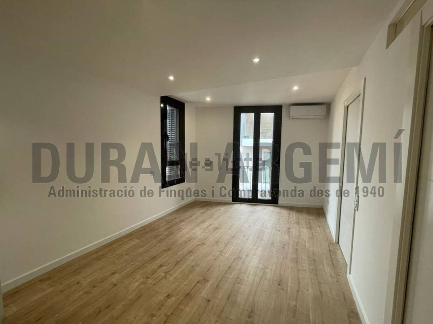 Pis de 56 m² a Terrassa
