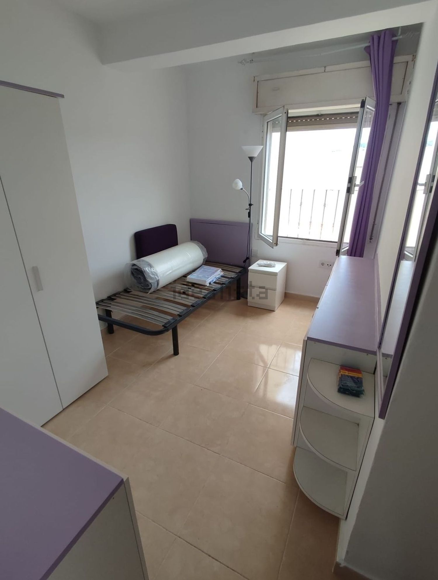 Habitació de lloguer, Algesires
