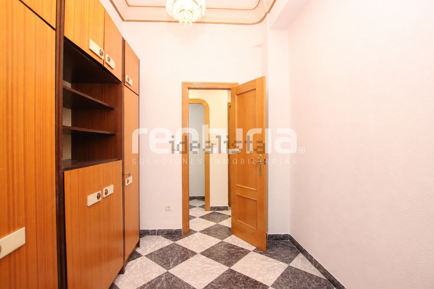 Wohnung 95 m² in Valencia
