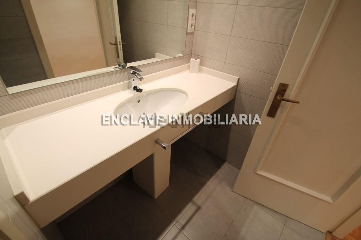 Pis de 230 m² a Oviedo