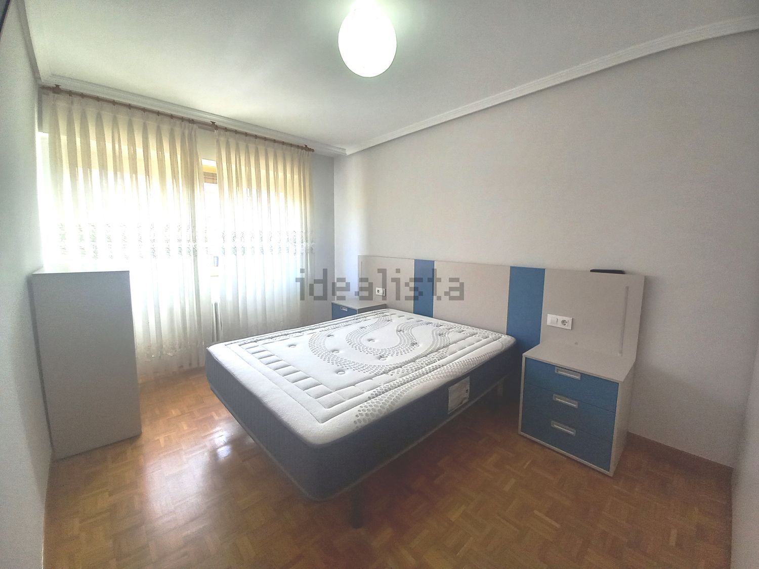 Piso de 100 m² en Castrillón