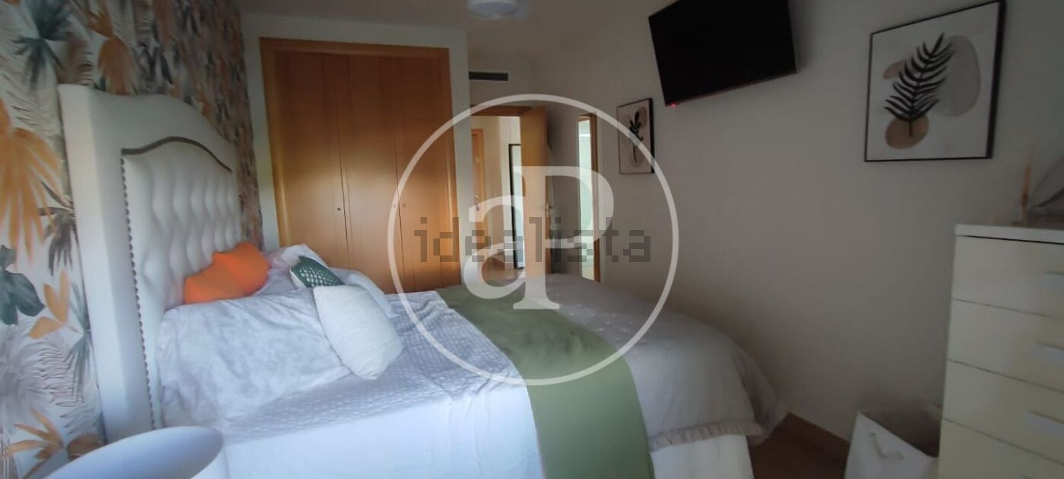 Piso de 70 m² en Oliva