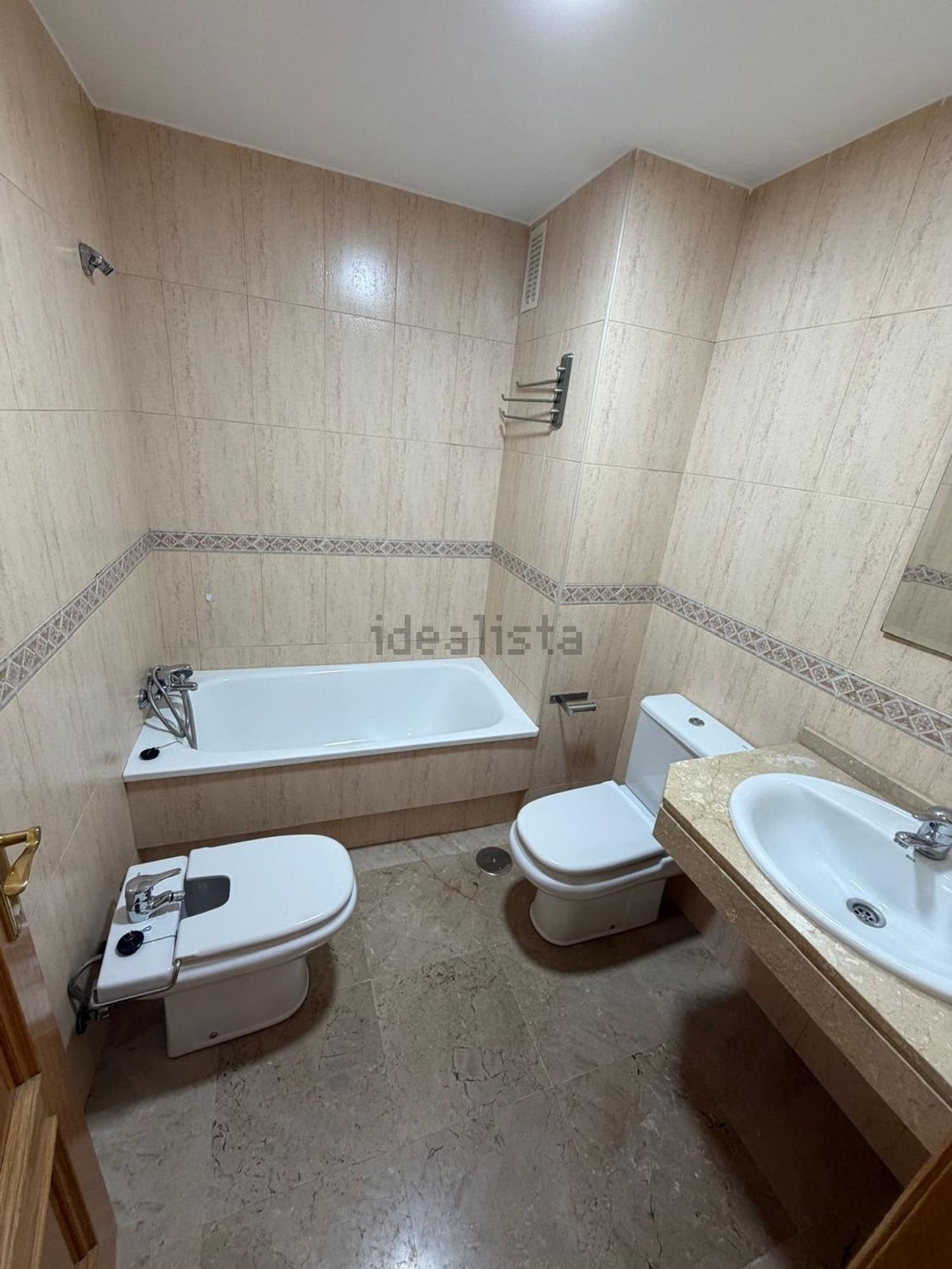 Flat 109 m² in Seville