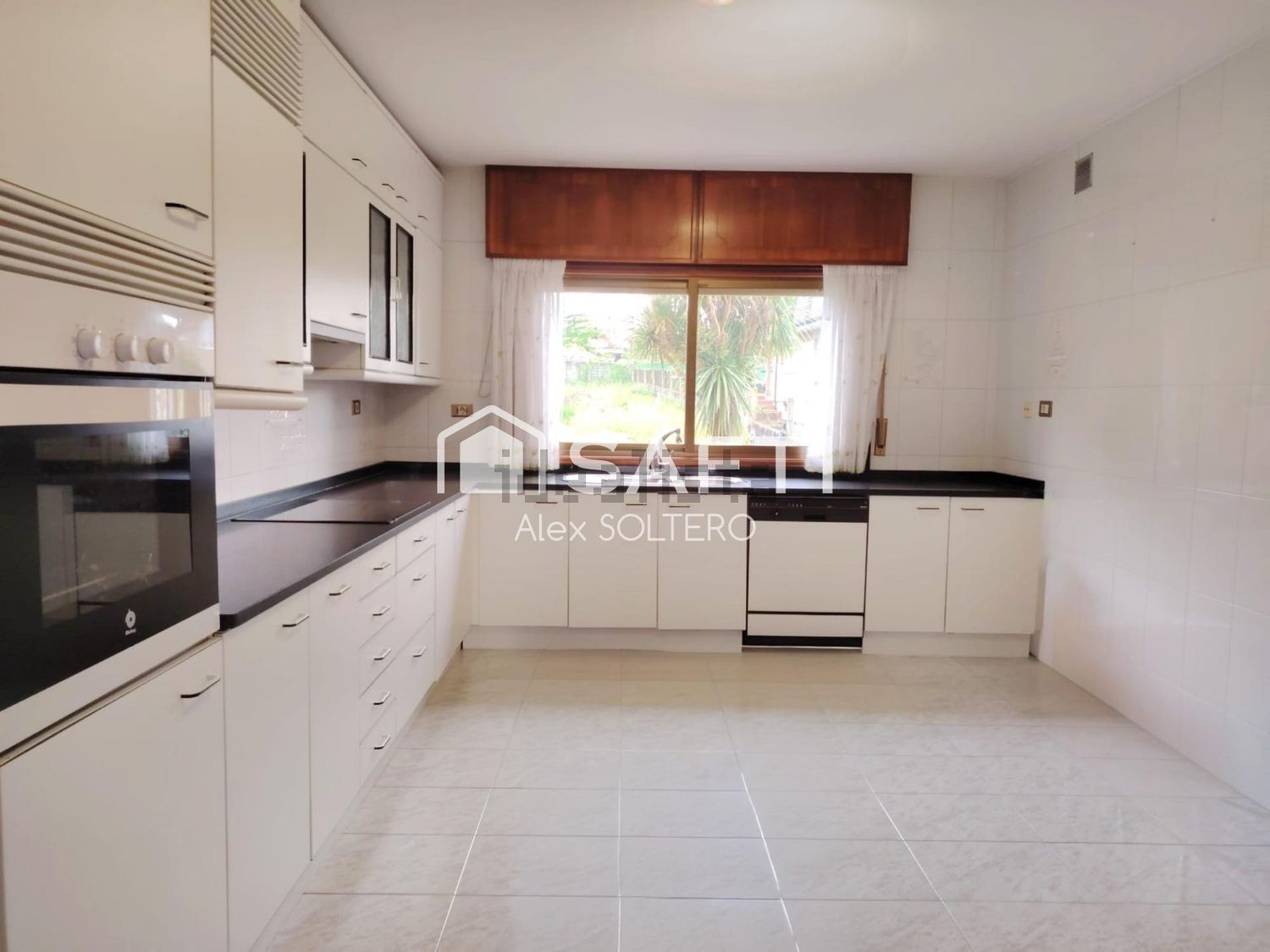Casa de 345 m² a Vigo