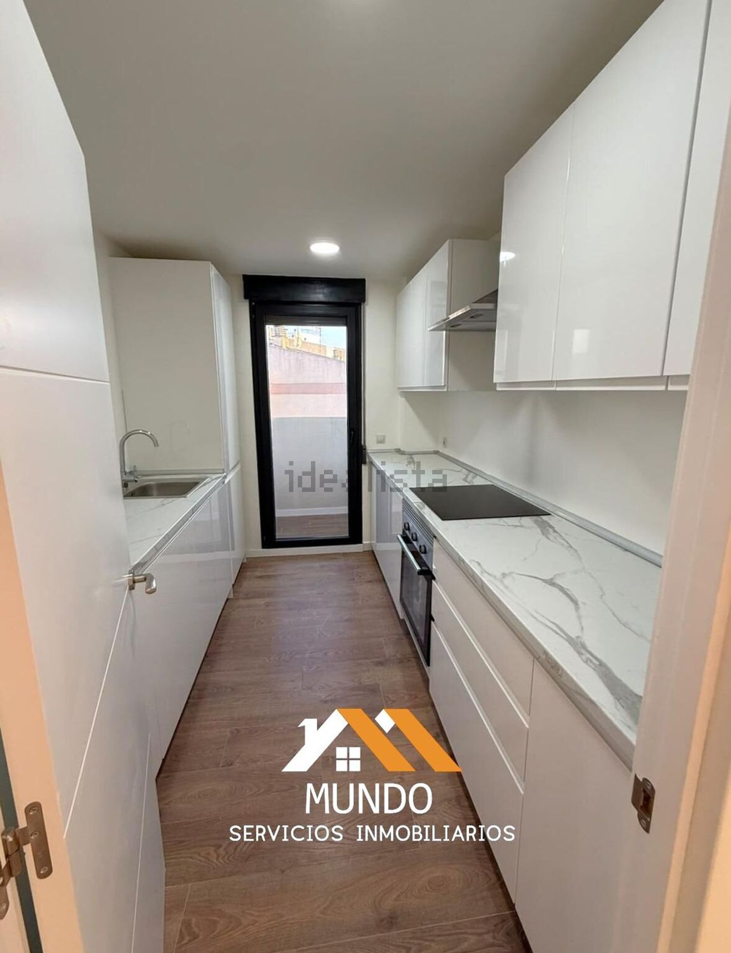 Wohnung 93 m² in Alberic