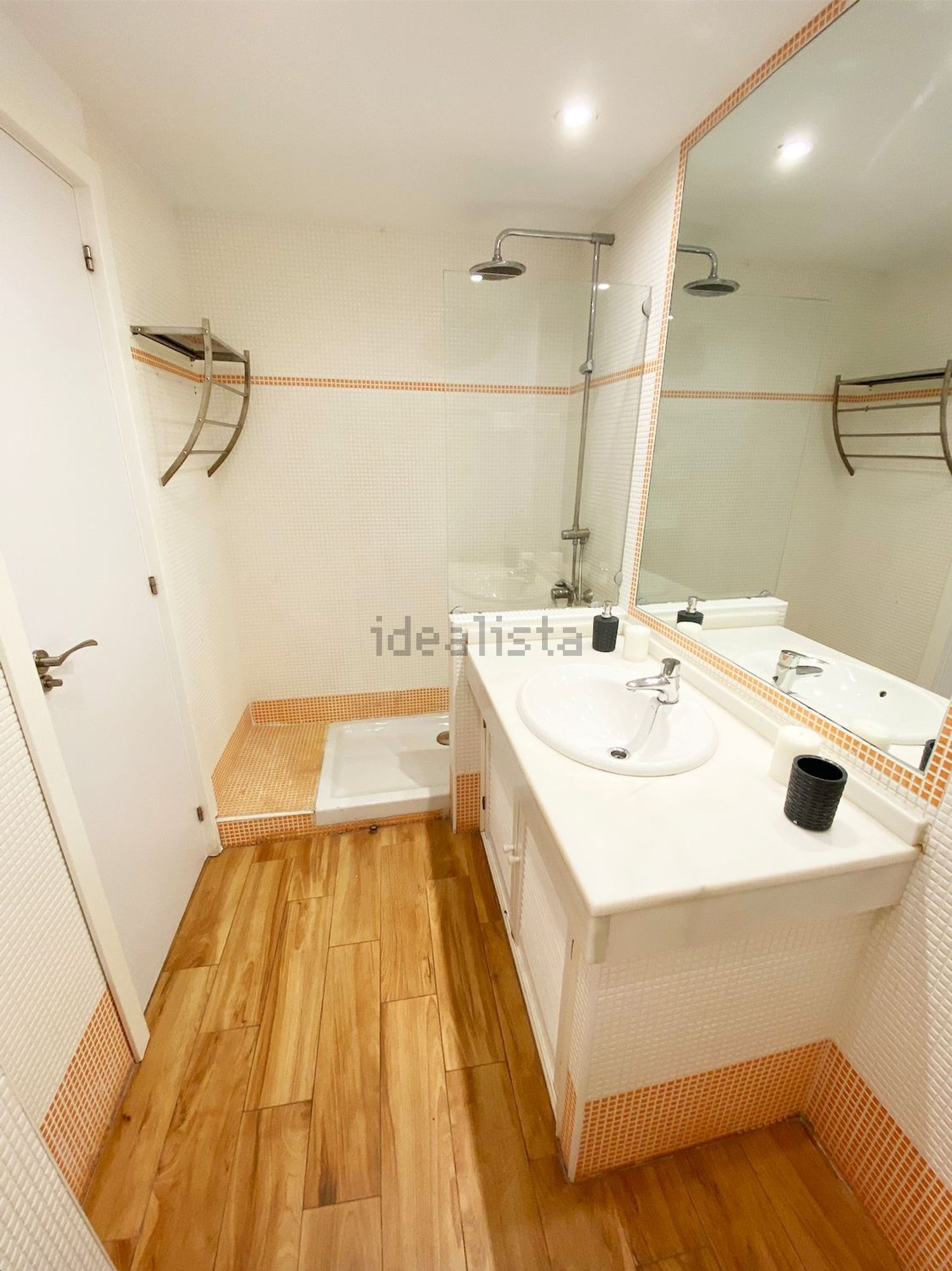 Room for rent, Seville