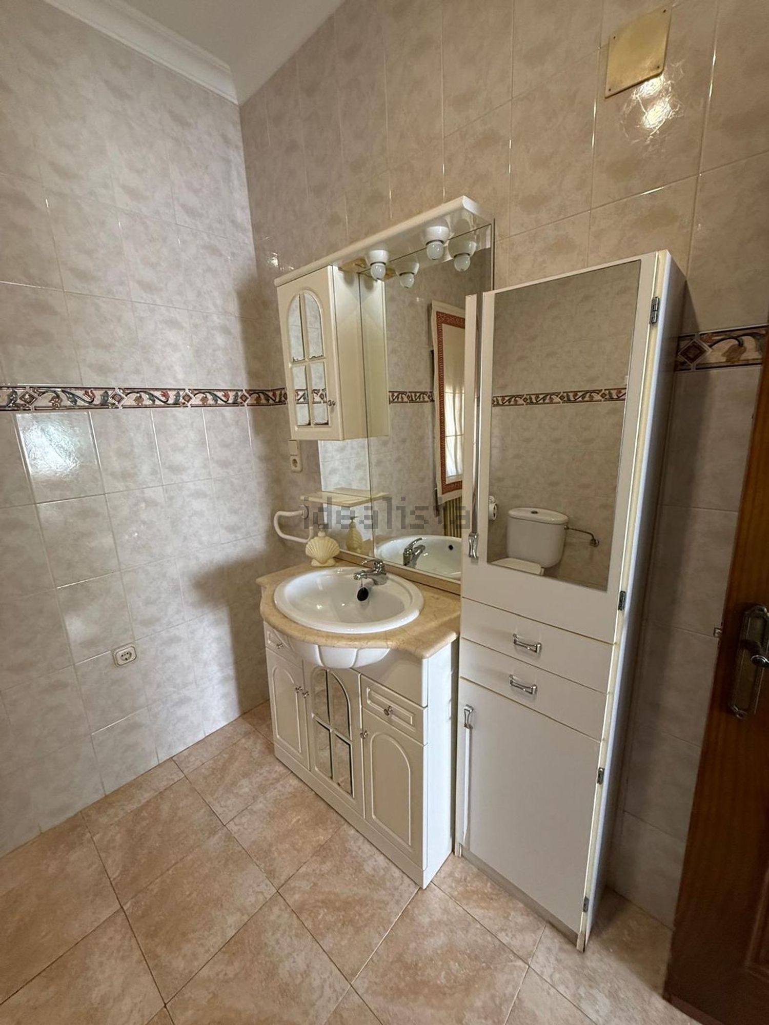 Piso de 120 m² en Polán