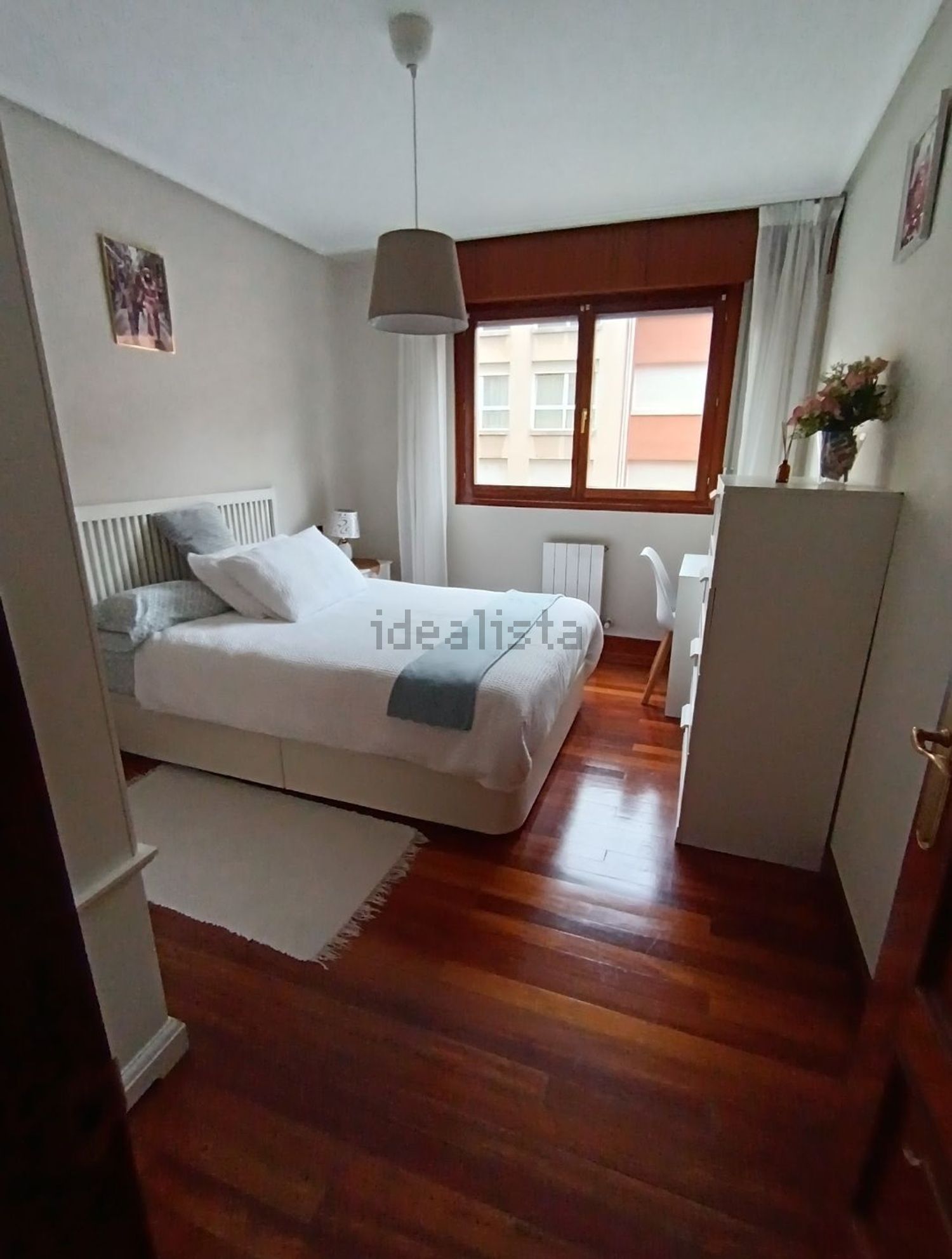 Chambre à louer, Portugalete