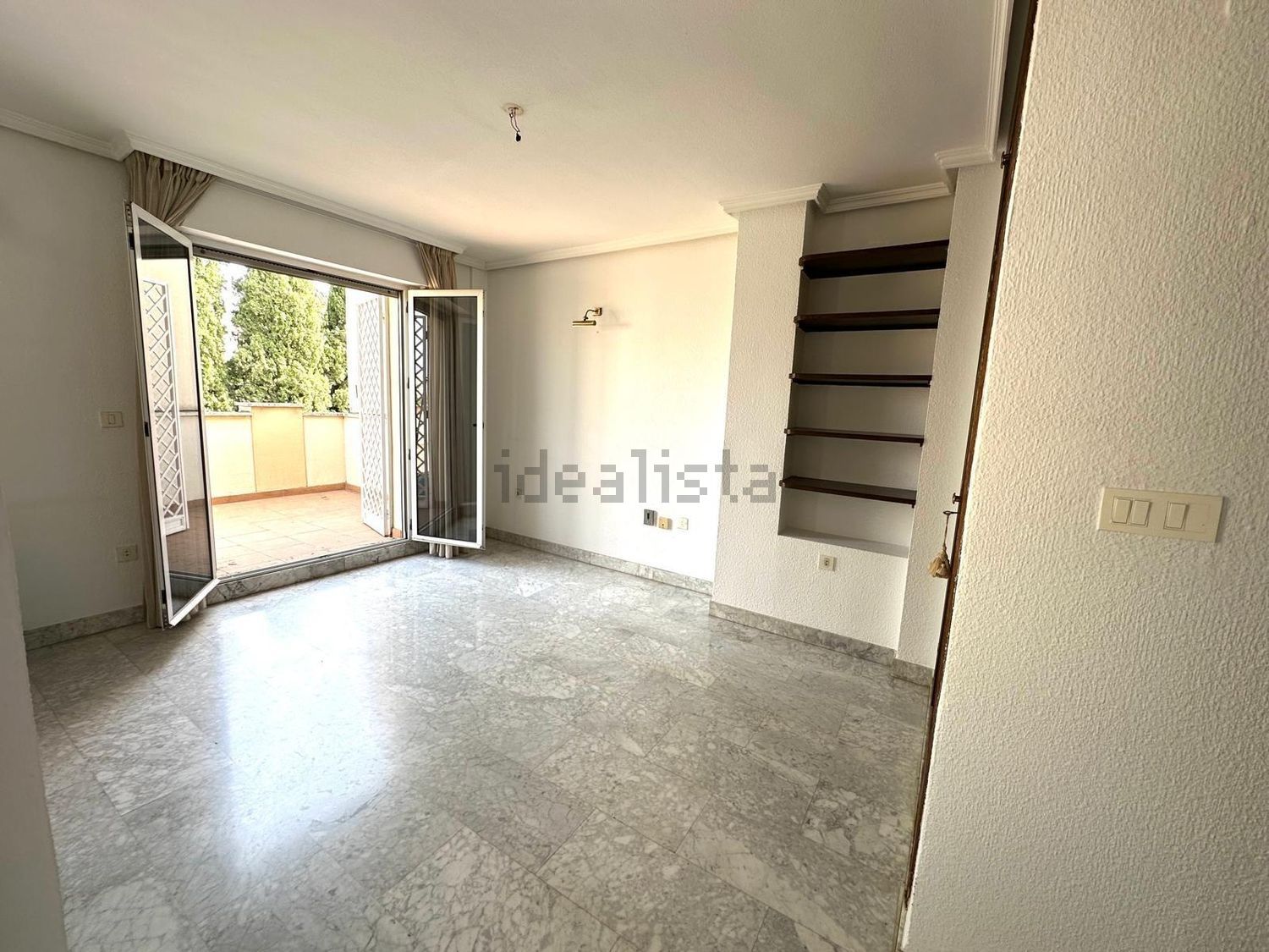 Piso de 200 m² en Granada
