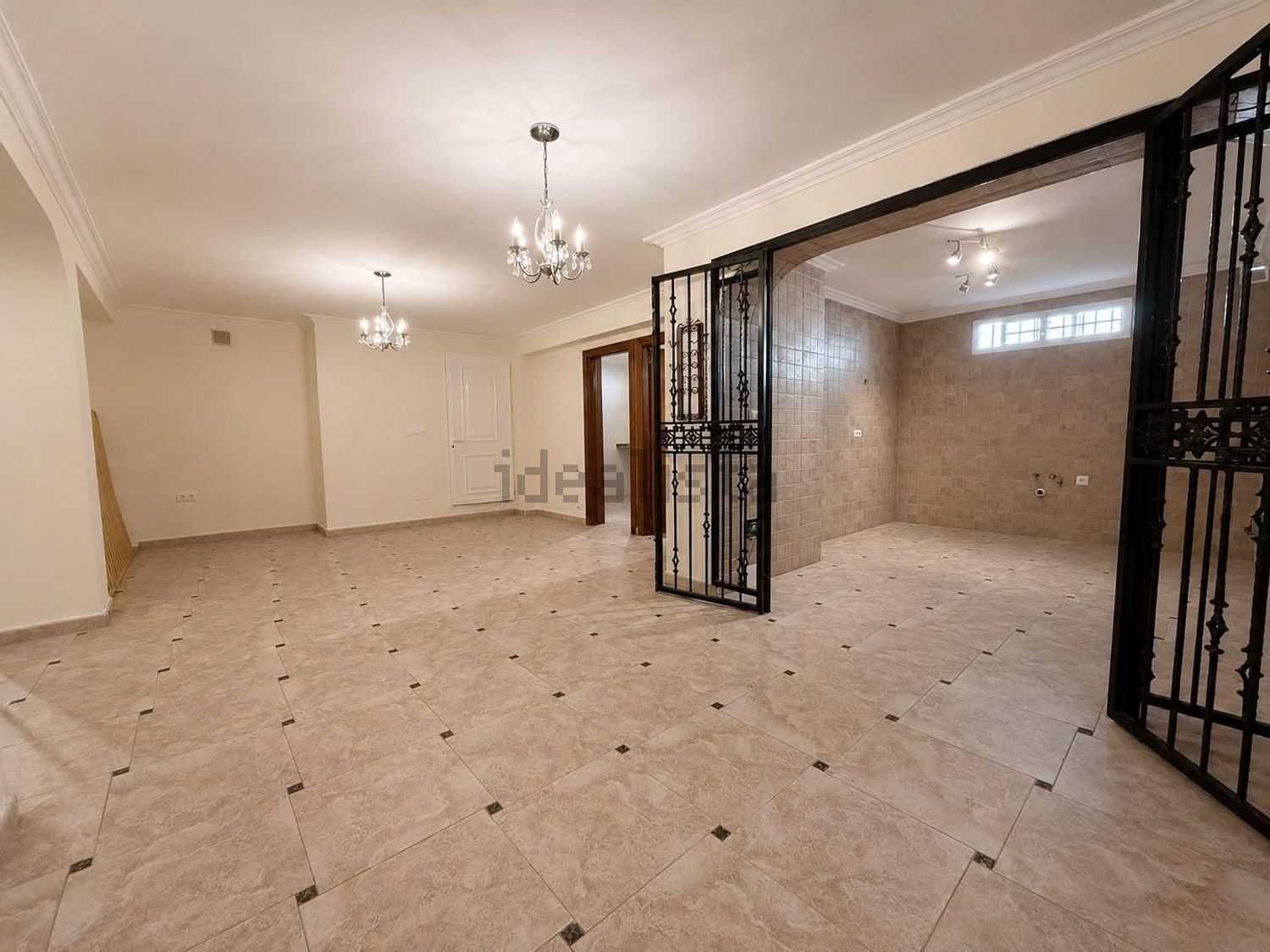 Casa de 387 m² a Torrevella