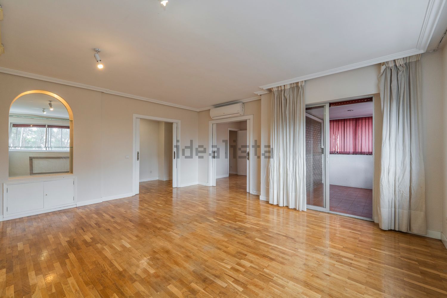 Wohnung 163 m² in Madrid