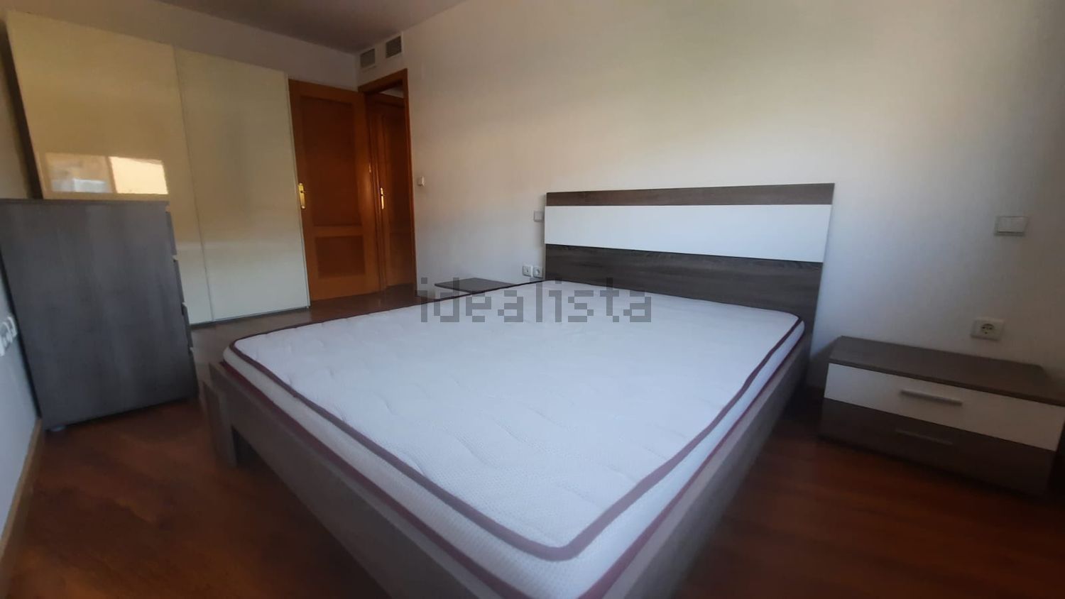 Appartement 75 m² à La Puebla de Alfindén