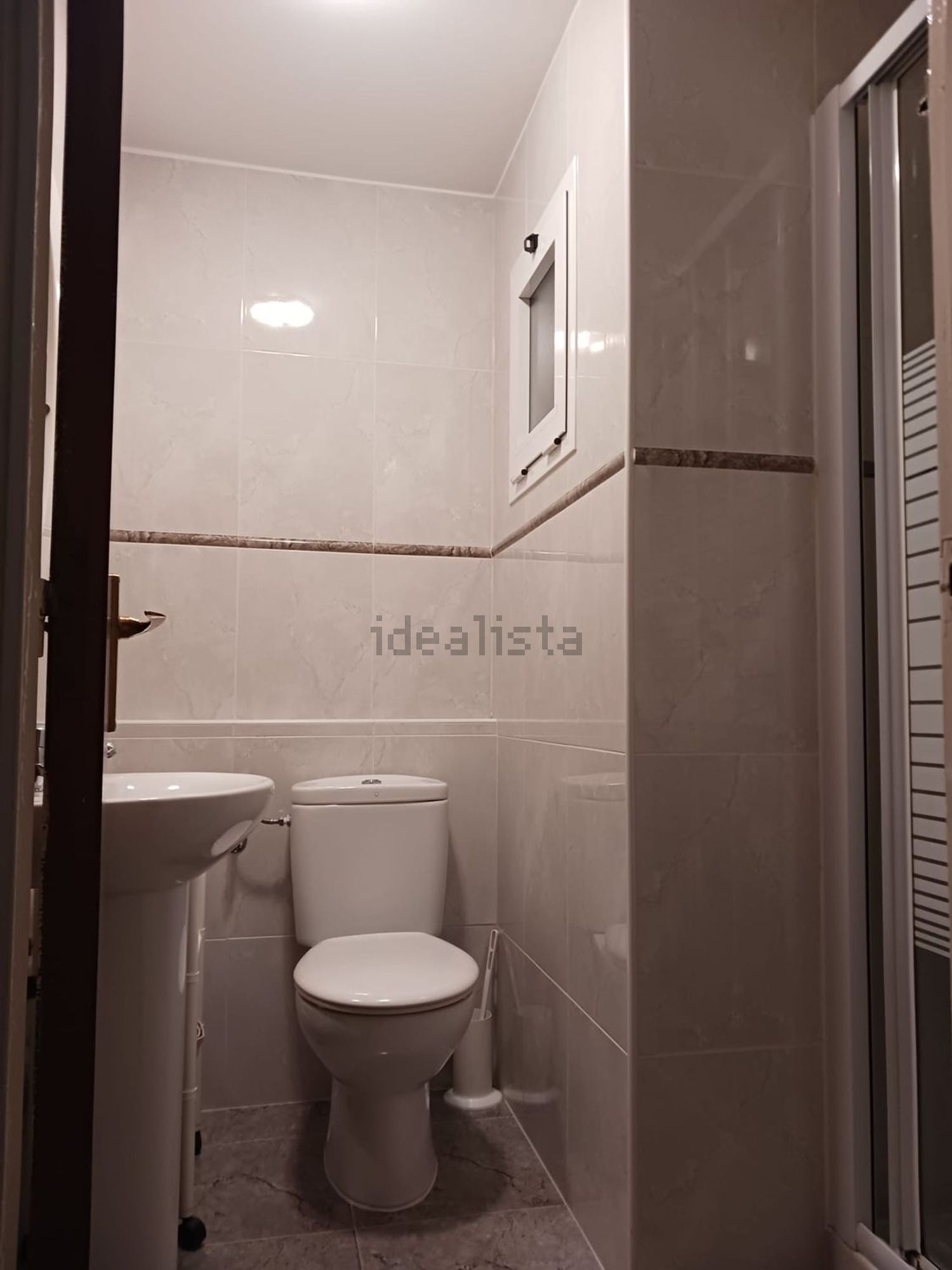 Habitació de lloguer, Osca