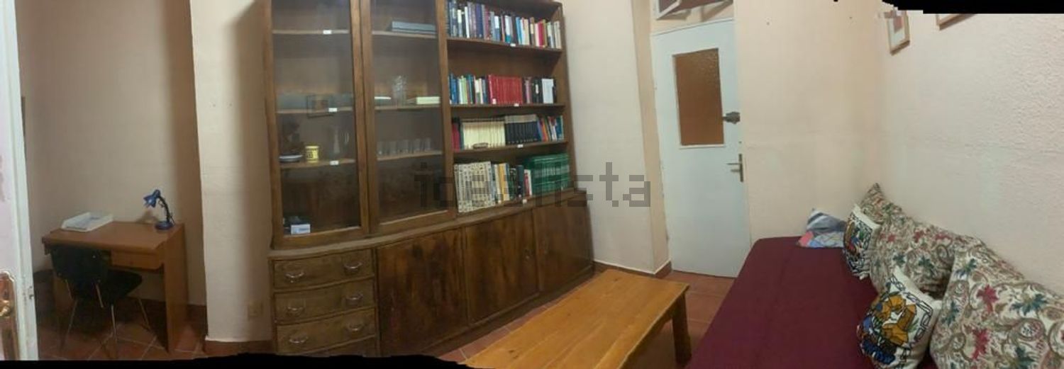 Кімната в оренду, Madrid
