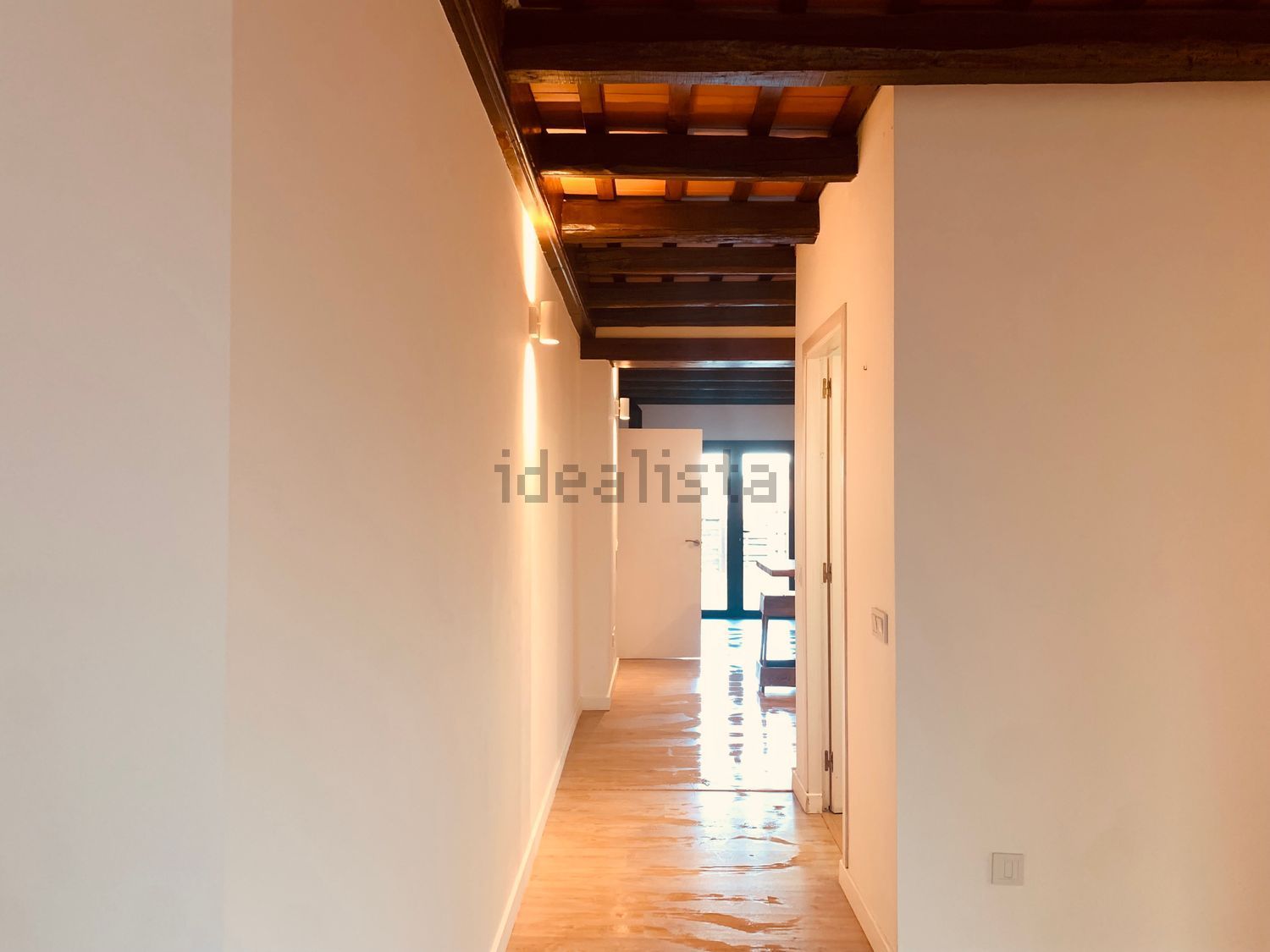 Casa de 85 m² en Saus, Camallera i Llampaies