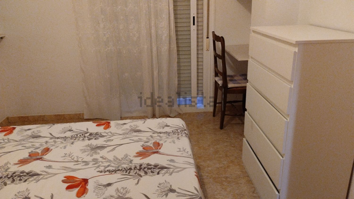 Piso de 70 m² en Adra