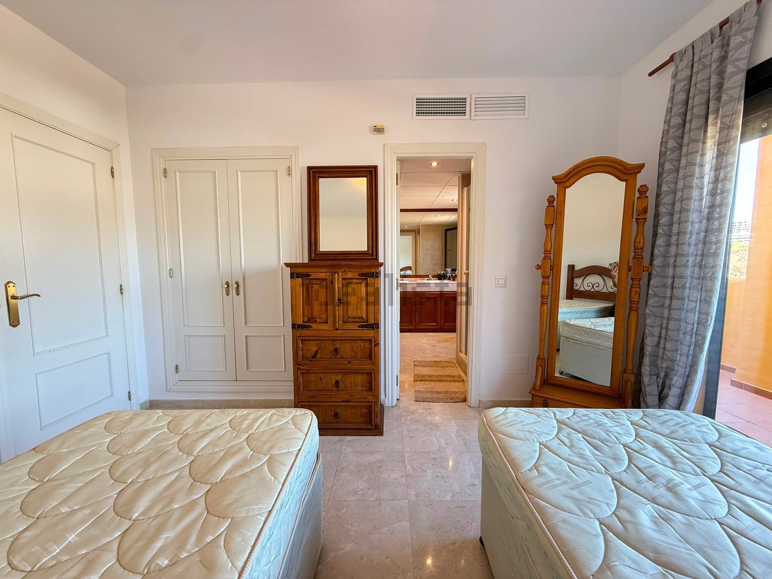 Pis de 250 m² a Estepona