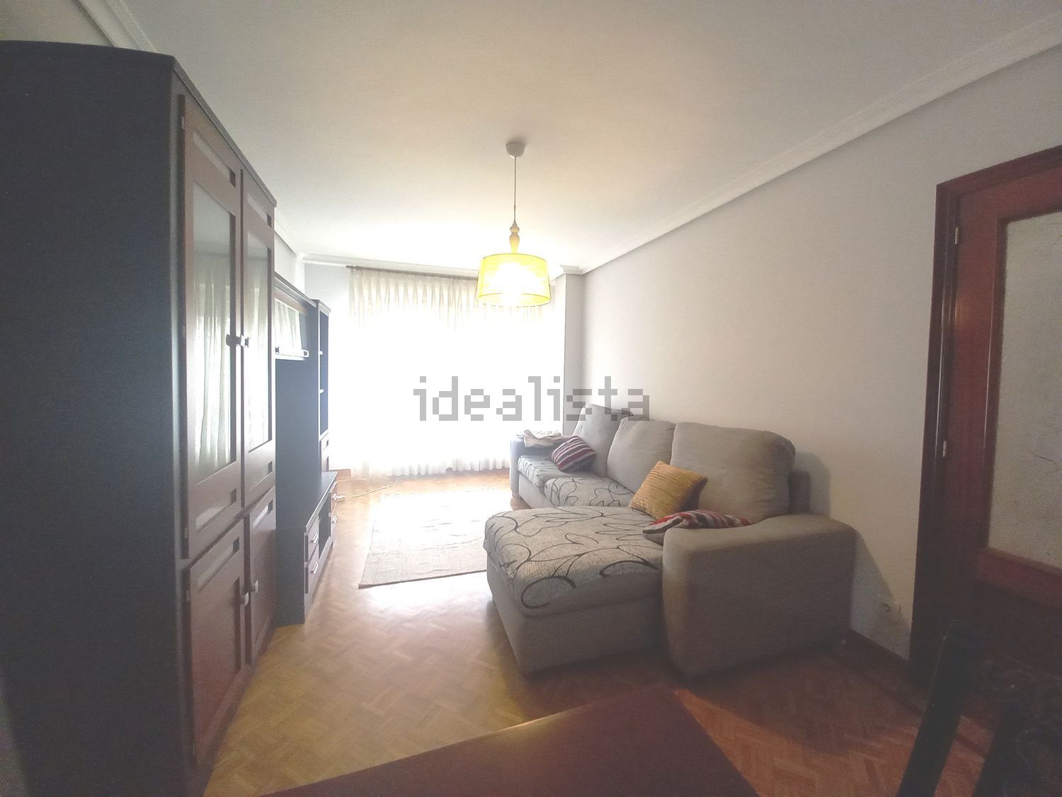 Piso de 100 m² en Castrillón