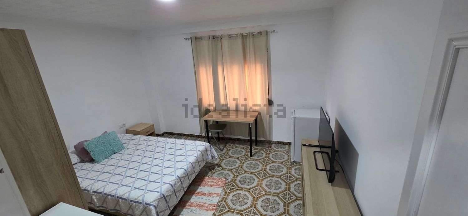 Habitació de lloguer, Alzira
