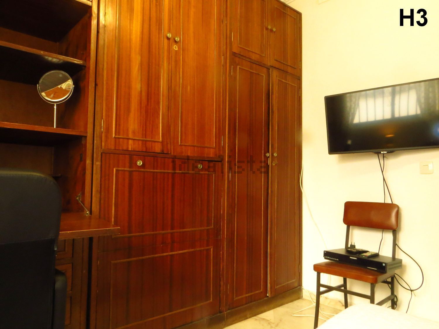 Room for rent, Seville