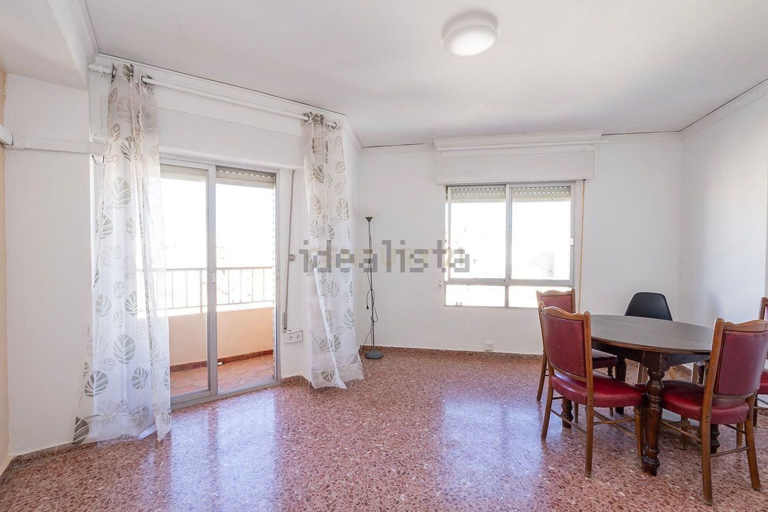 Pis de 75 m² a Oliva