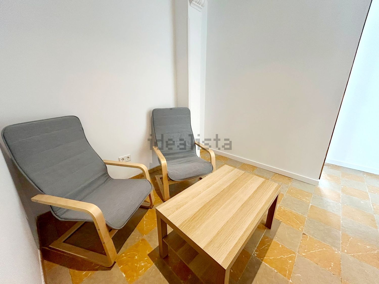 Room 130 m², Palma