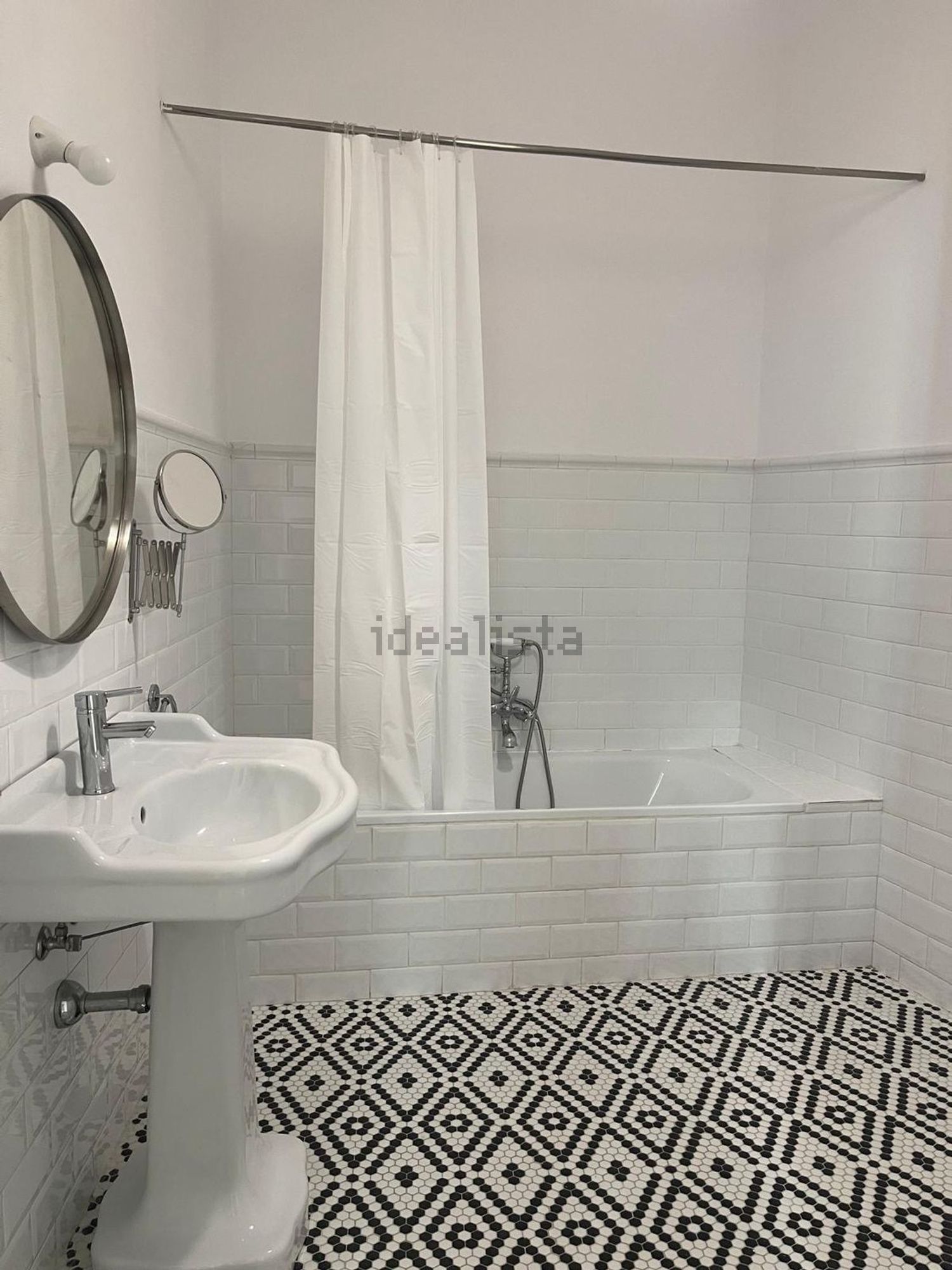 Wohnung 92 m² in Madrid