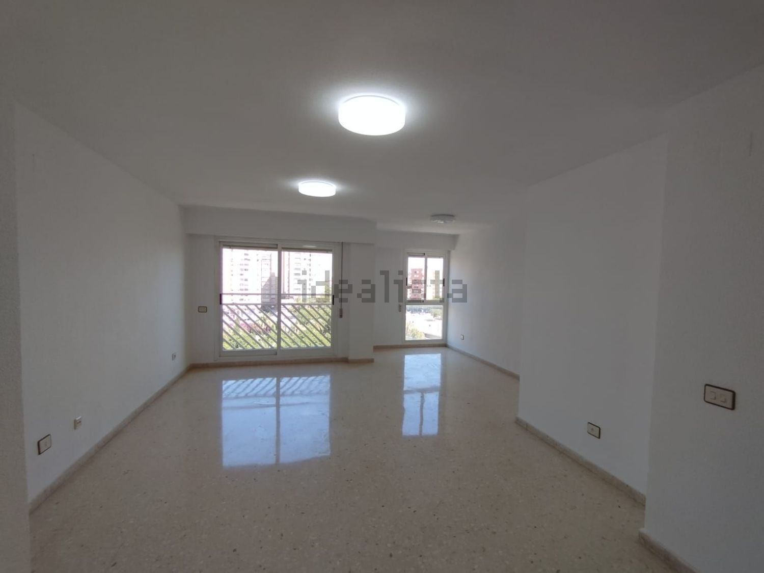 Pis de 96 m² a València