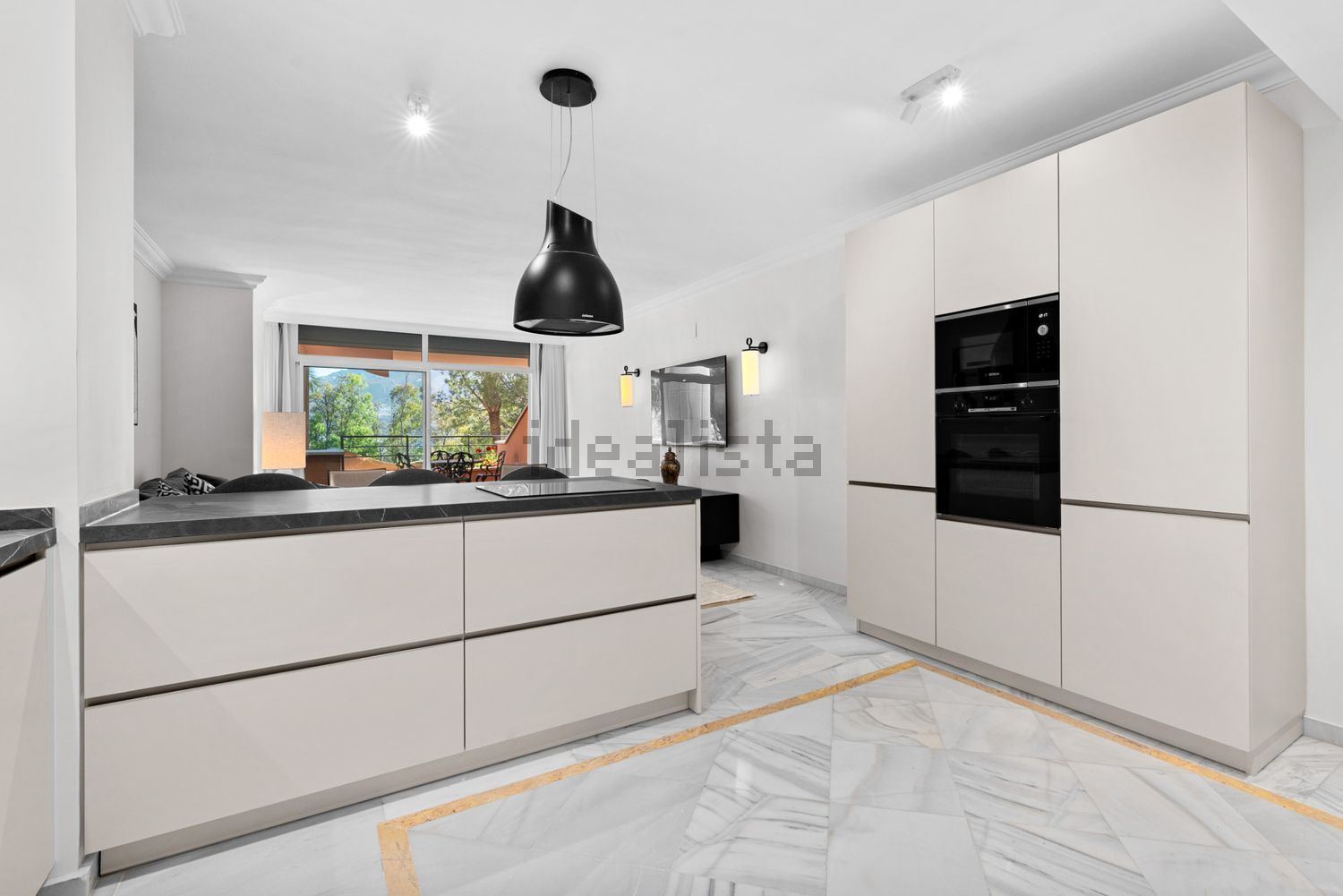 Wohnung 150 m² in Marbella