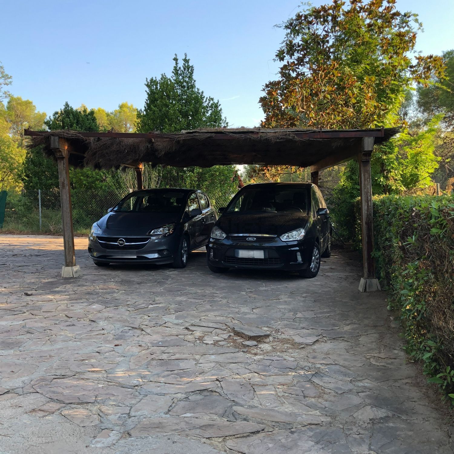 Haus 420 m² in Nàquera / Náquera