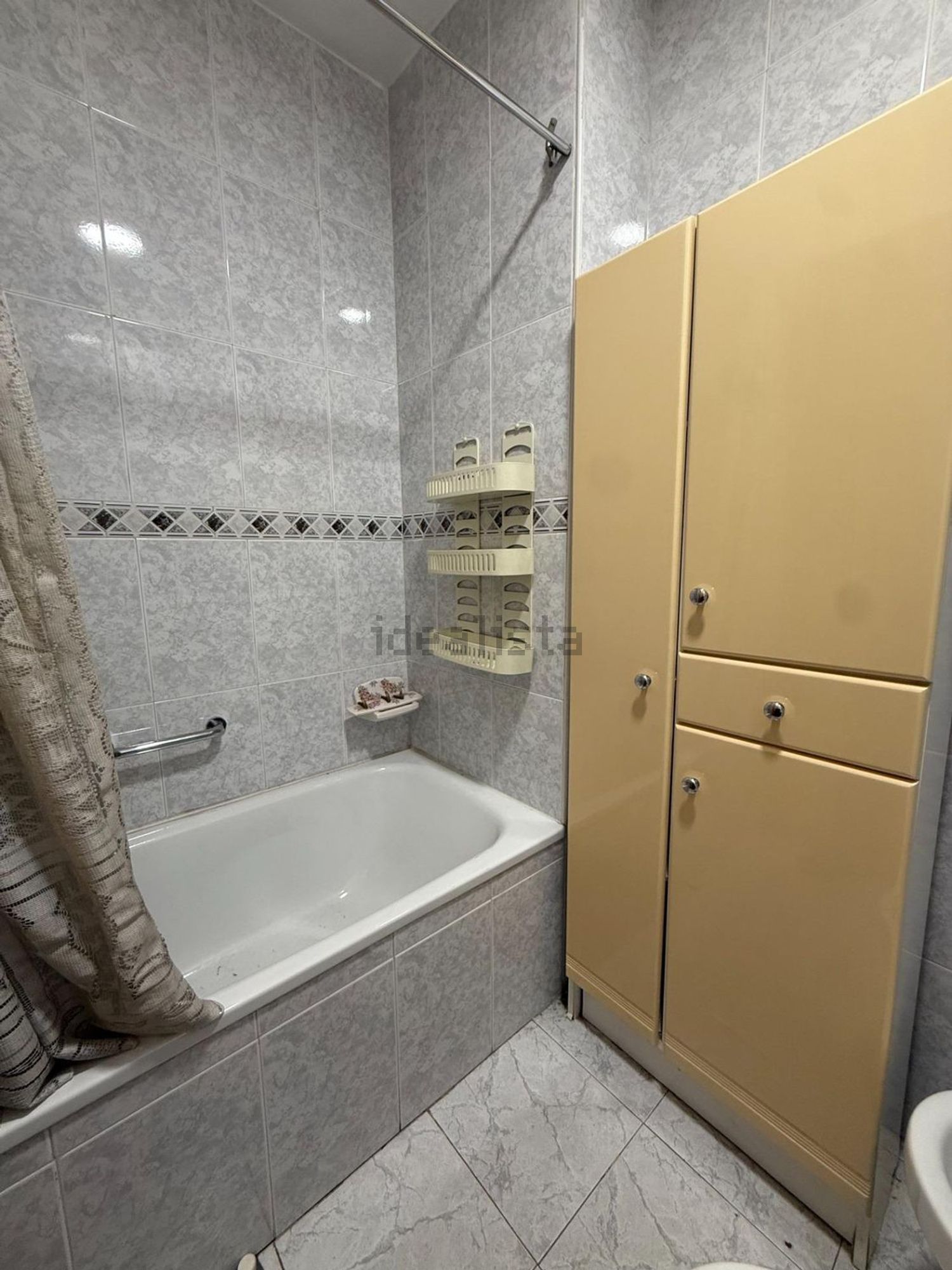 Piso de 83 m² en Maracena