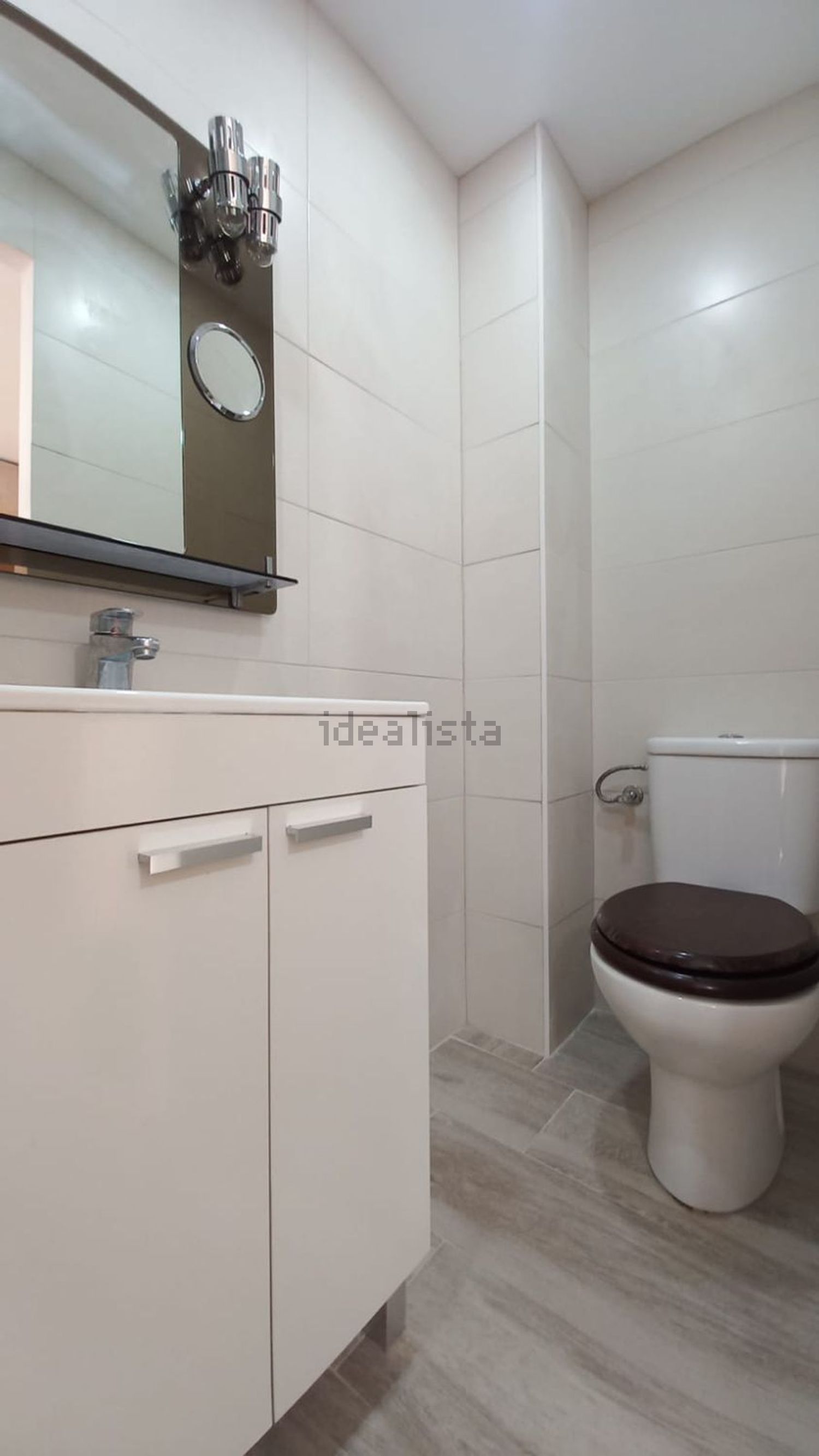 Habitació de lloguer, Escalona