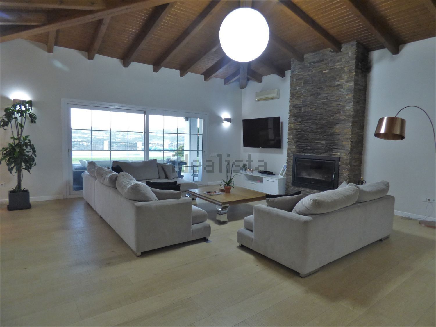 Haus 350 m² in Mijas
