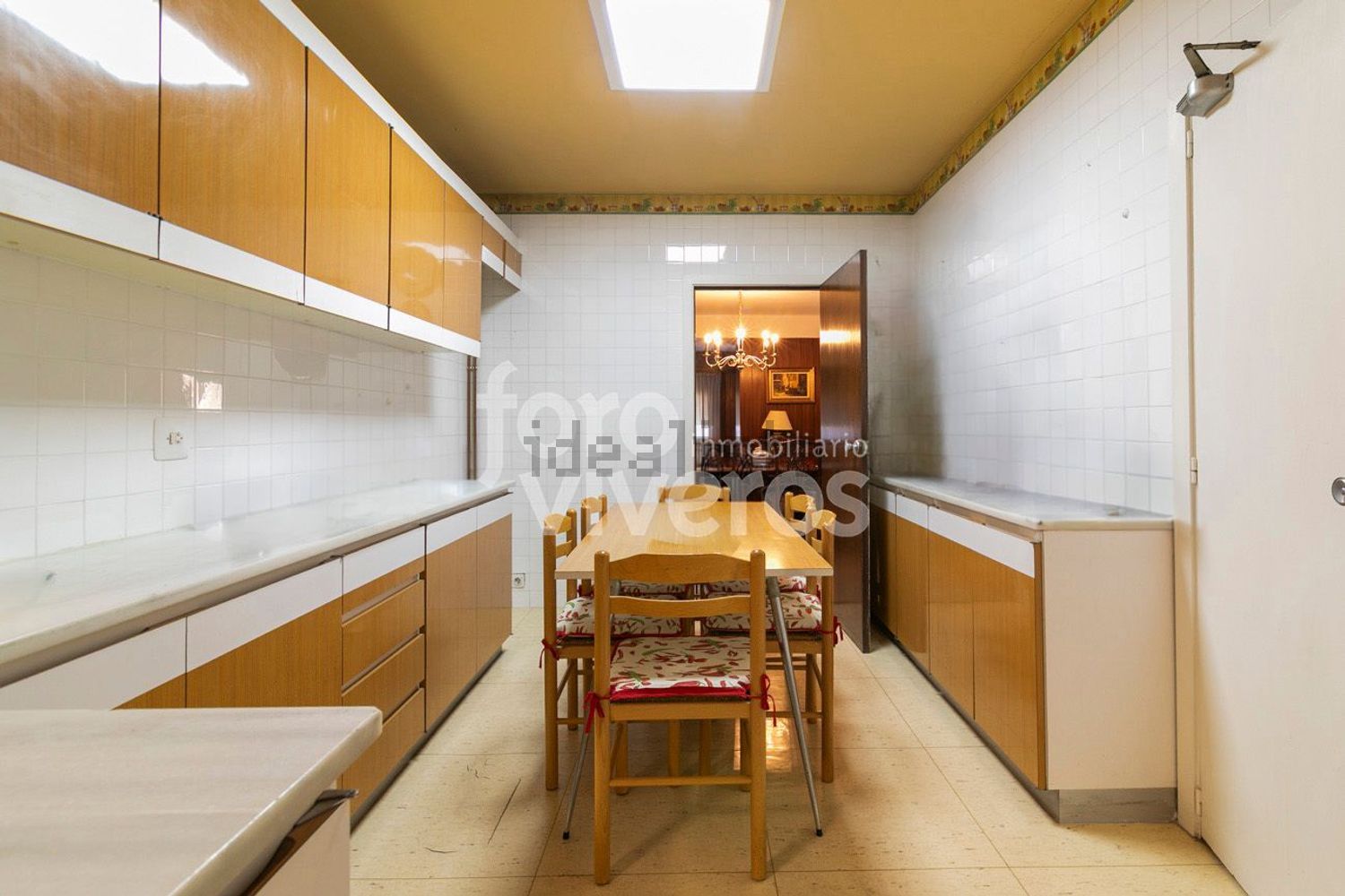 Wohnung 236 m² in Valencia