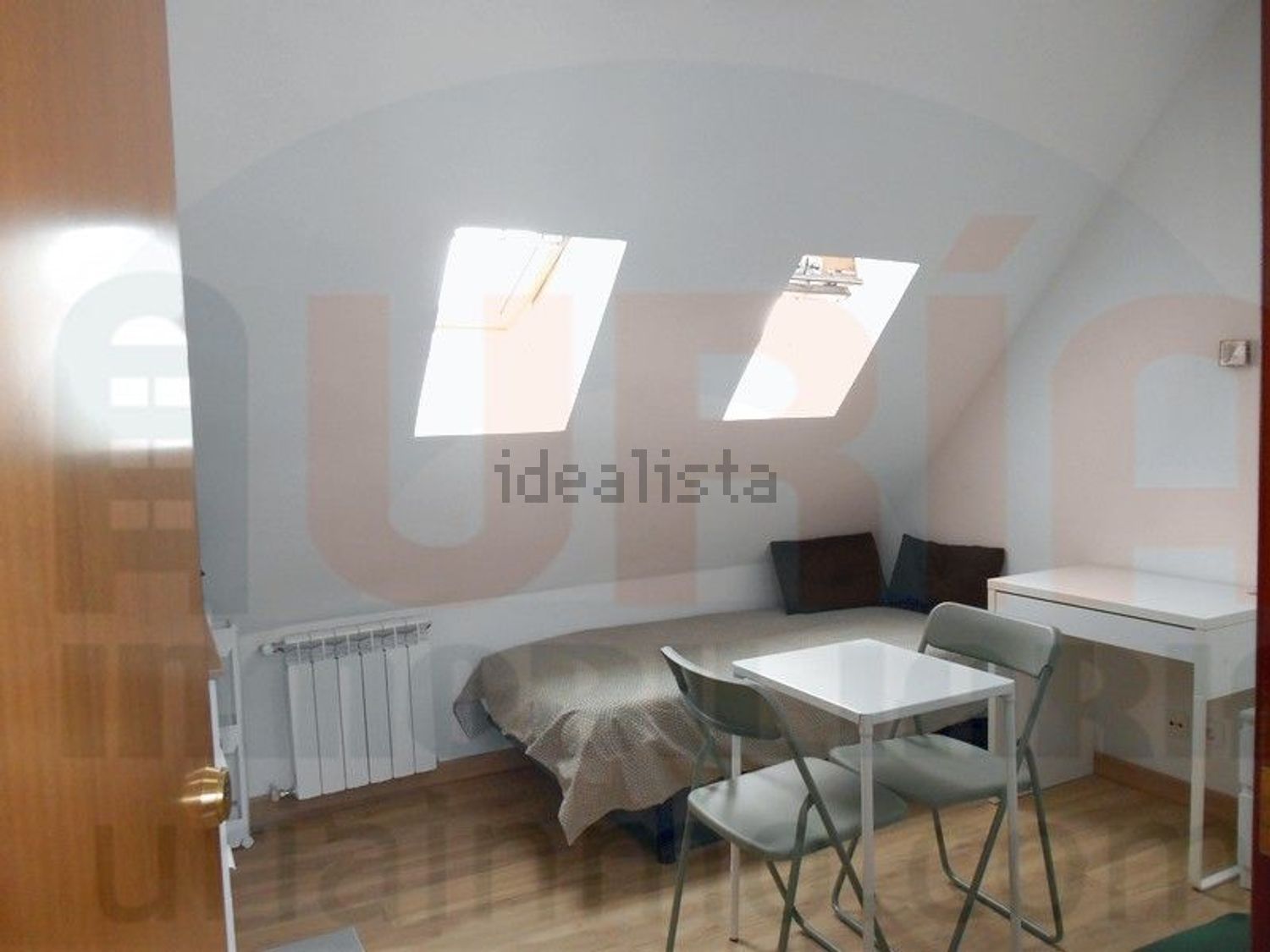 Piso de 16 m² en Oviedo