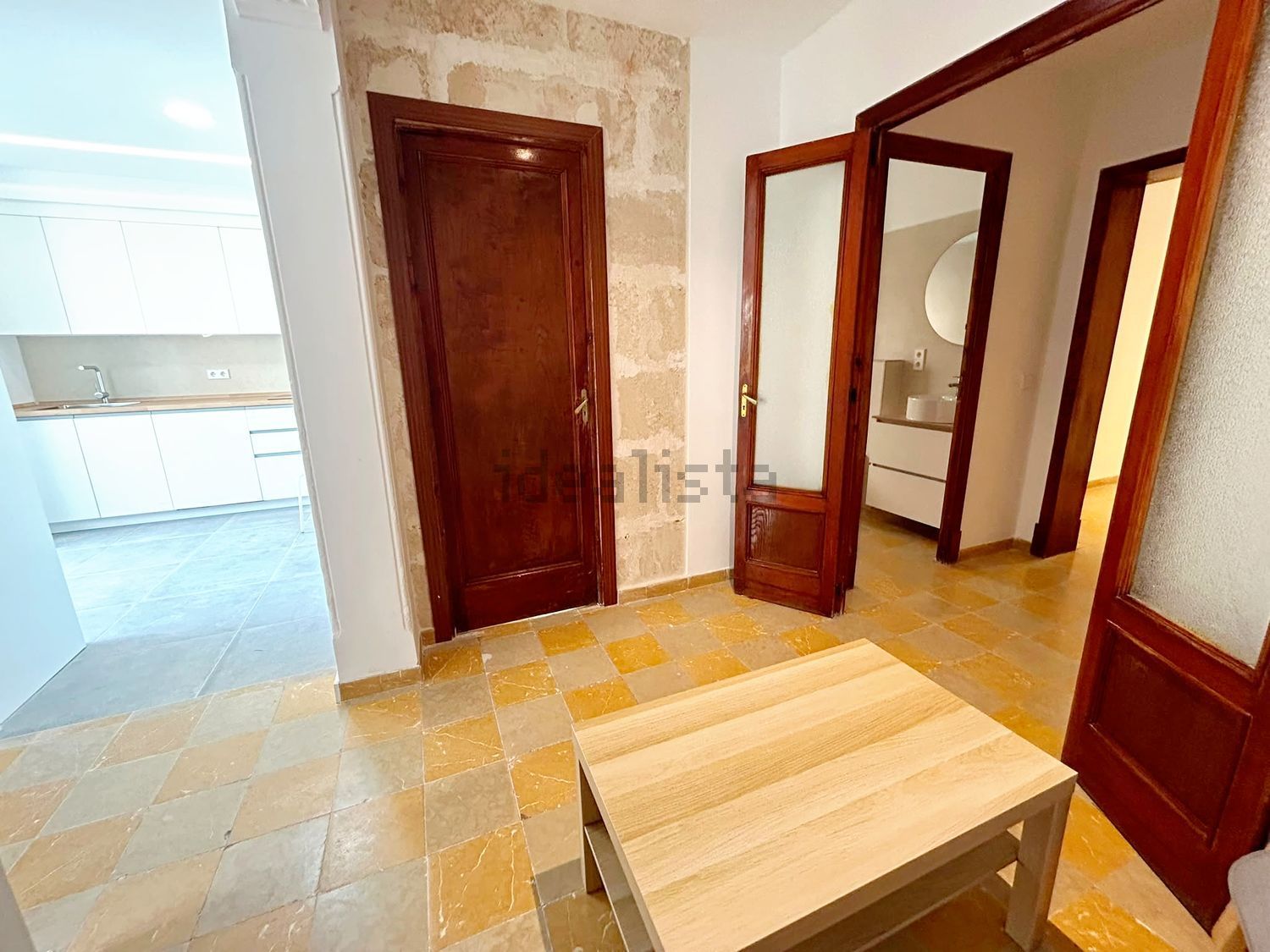 Room 130 m², Palma