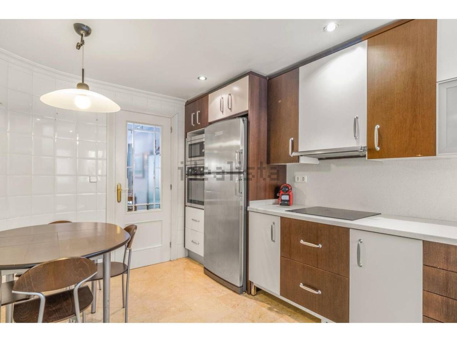 Будинок 300 м² у Alacant / Alicante