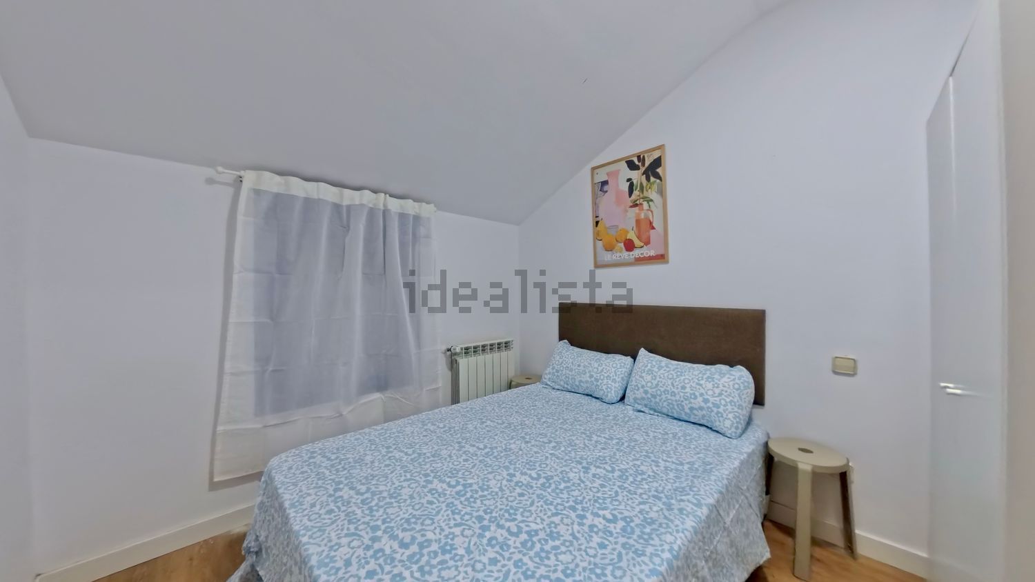 Habitació de lloguer, Alovera
