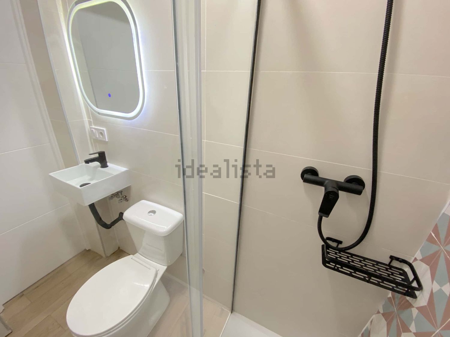 Habitación 200 m², Sevilla