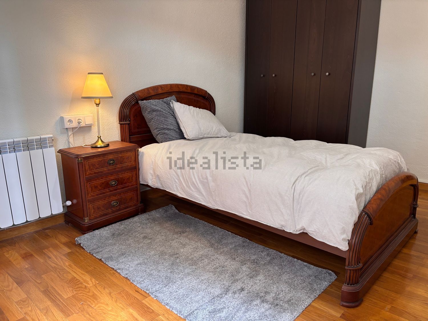 Habitació de lloguer, Viana