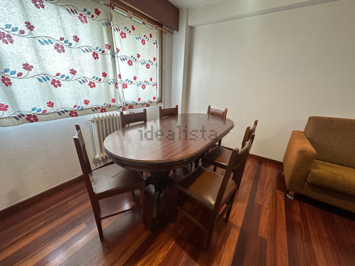Piso de 60 m² en Santiago de Compostela