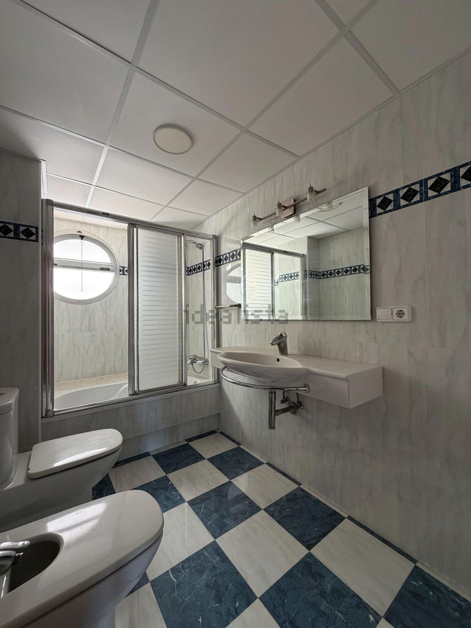 Piso de 140 m² en Almería