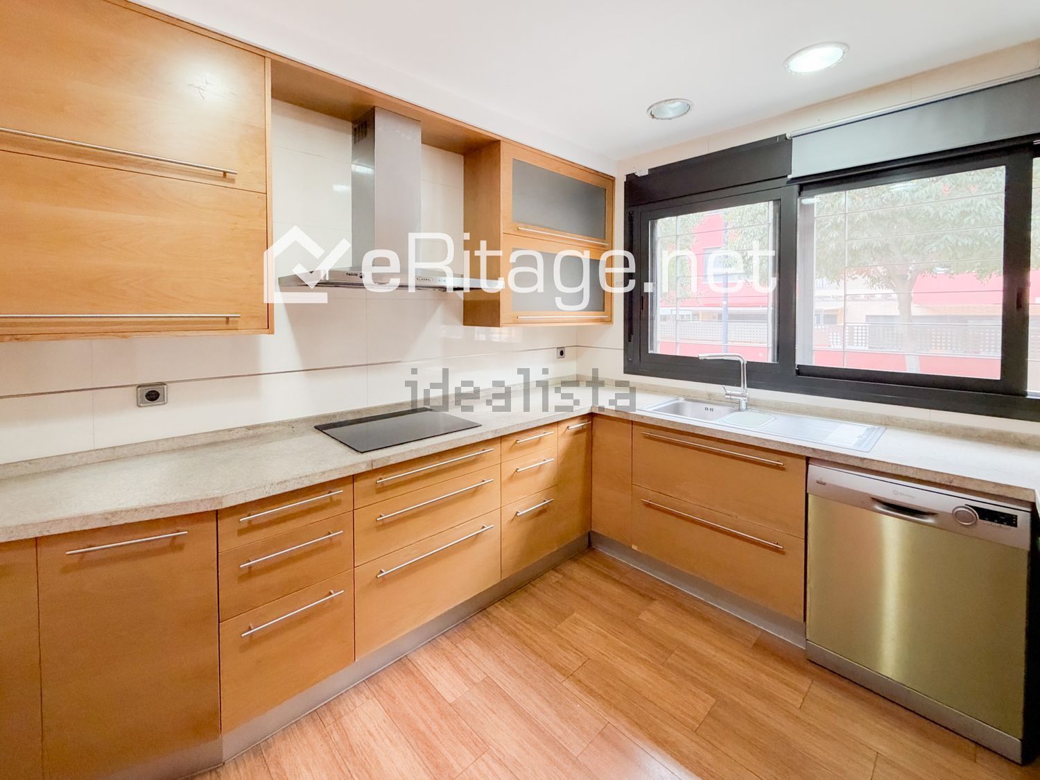 Casa de 277 m² a l'Hospitalet de Llobregat