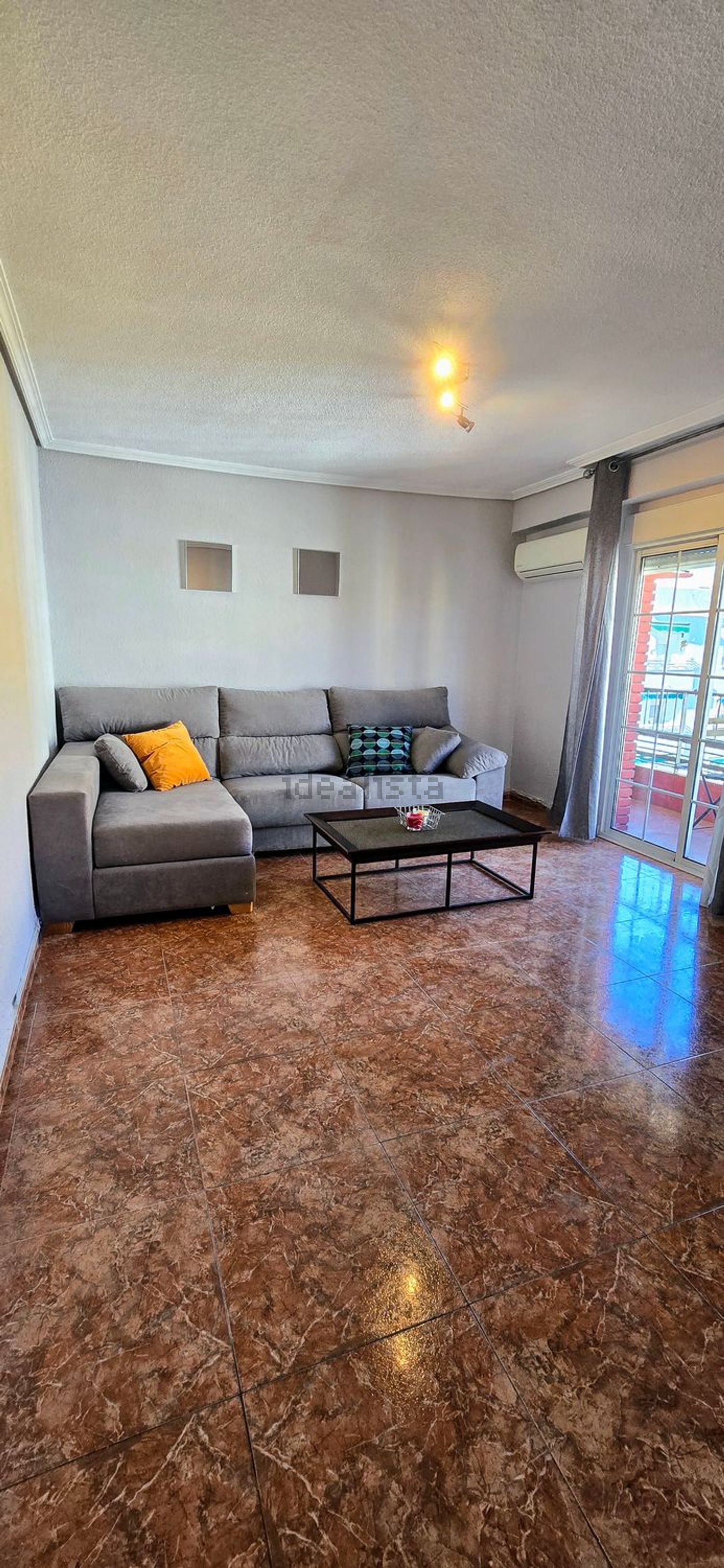 Pis de 70 m² a Còrdova