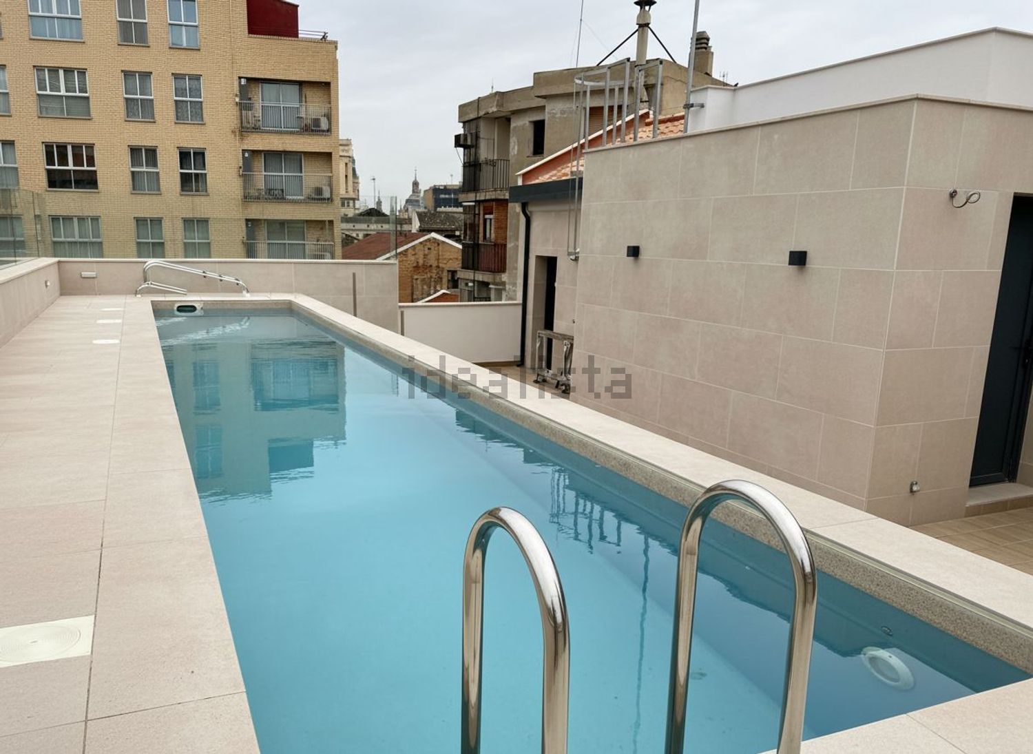 Piso de 80 m² en Zaragoza