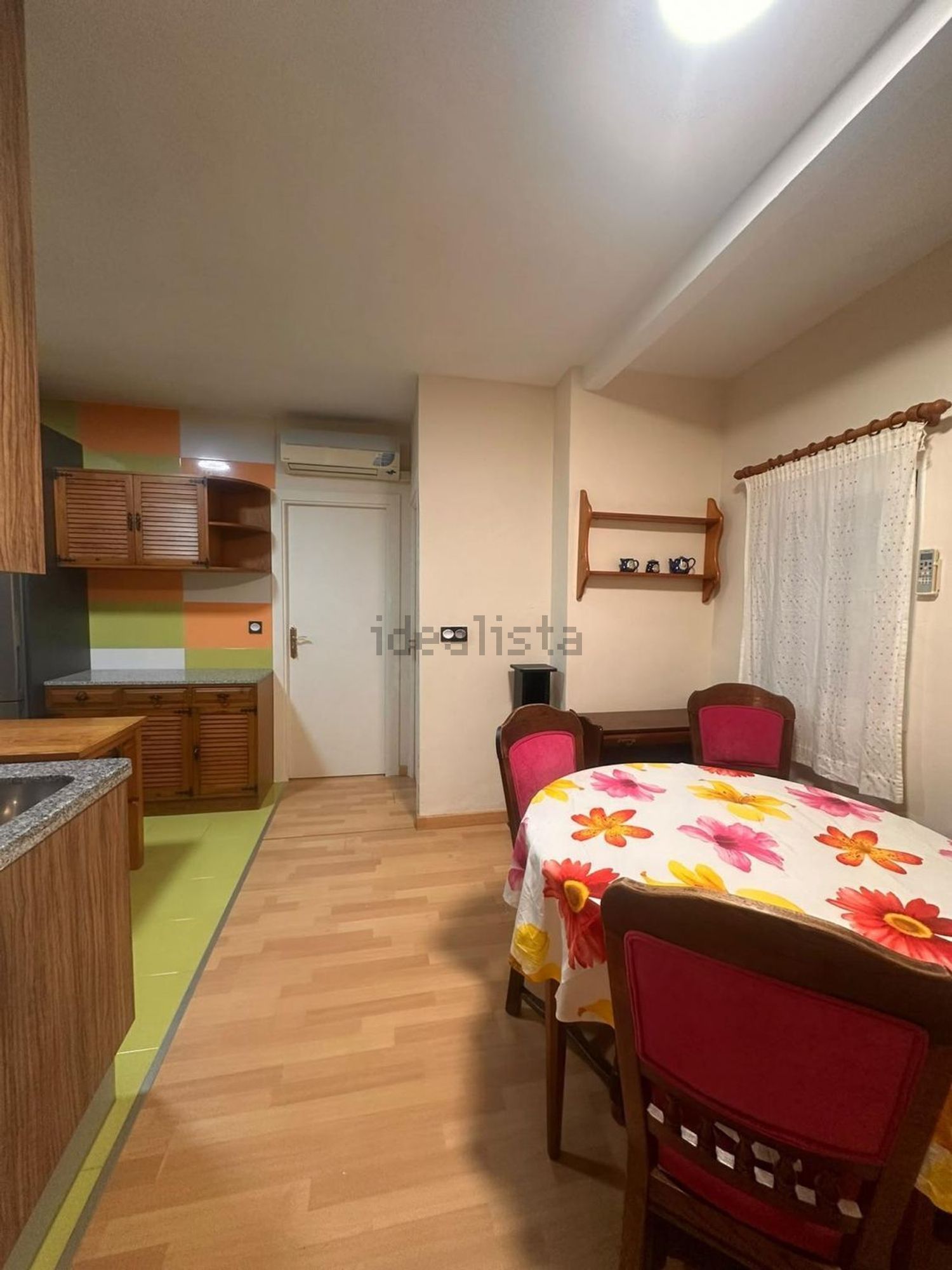 Apartamento 99 m² em Granada