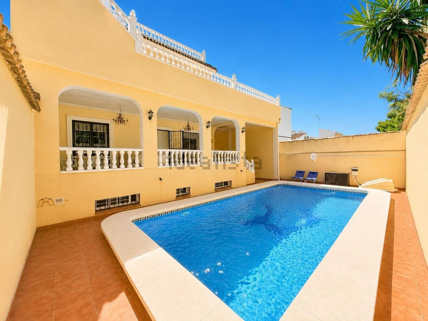 Casa de 387 m² a Torrevella