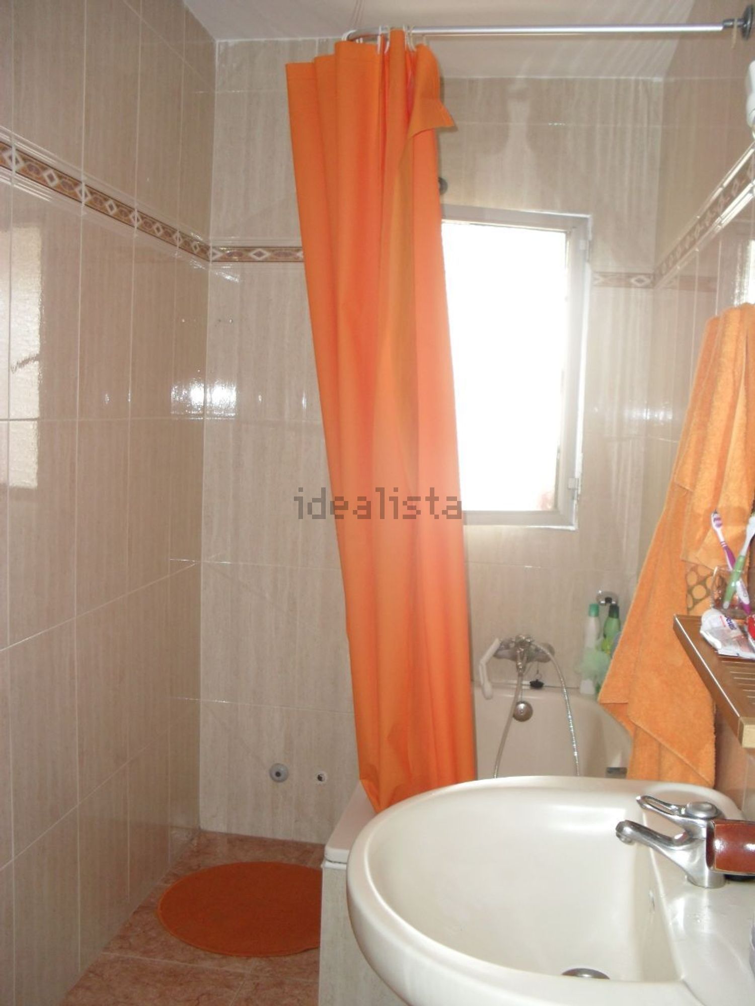 Quarto para alugar, Almería