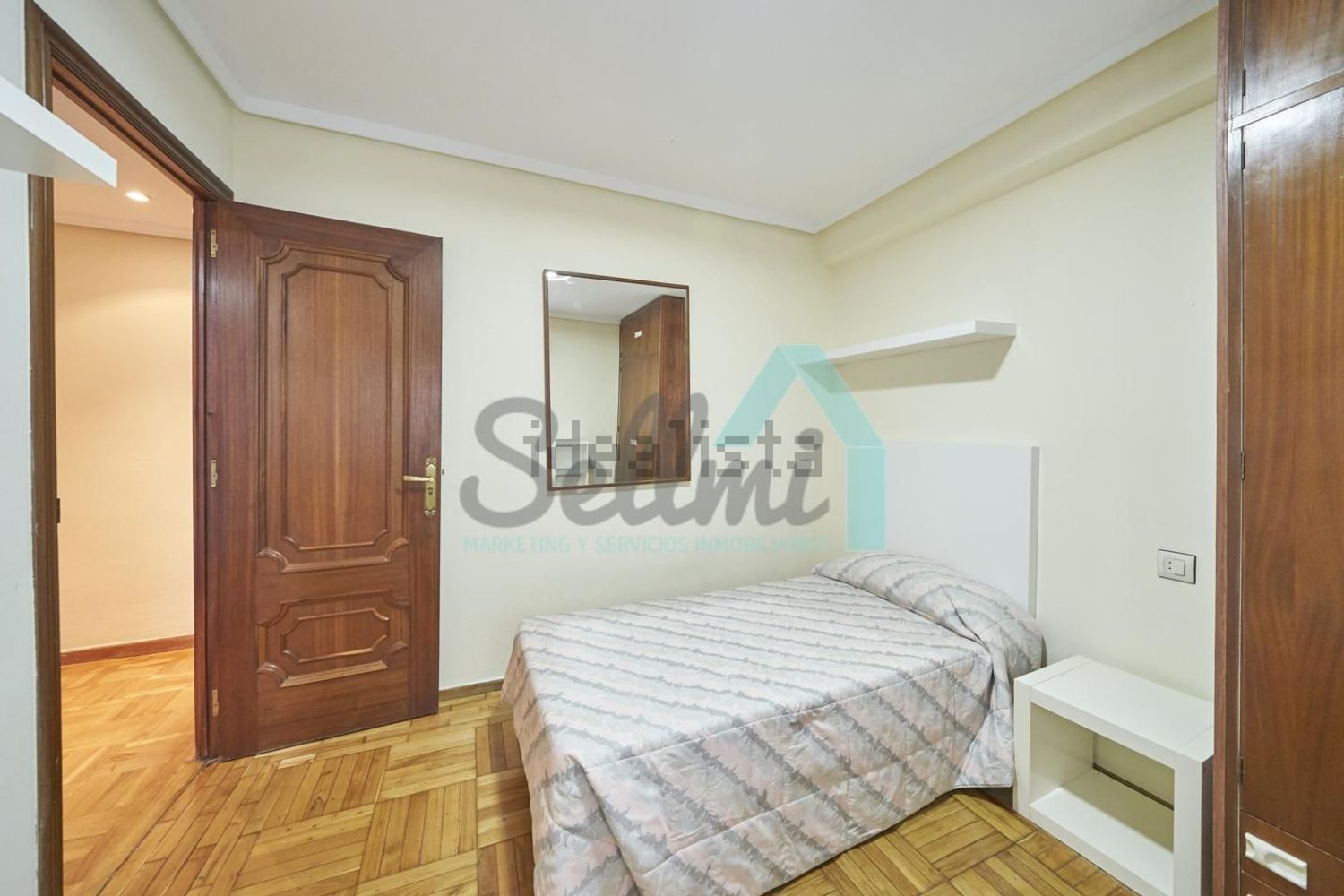 Pis de 82 m² a Oviedo